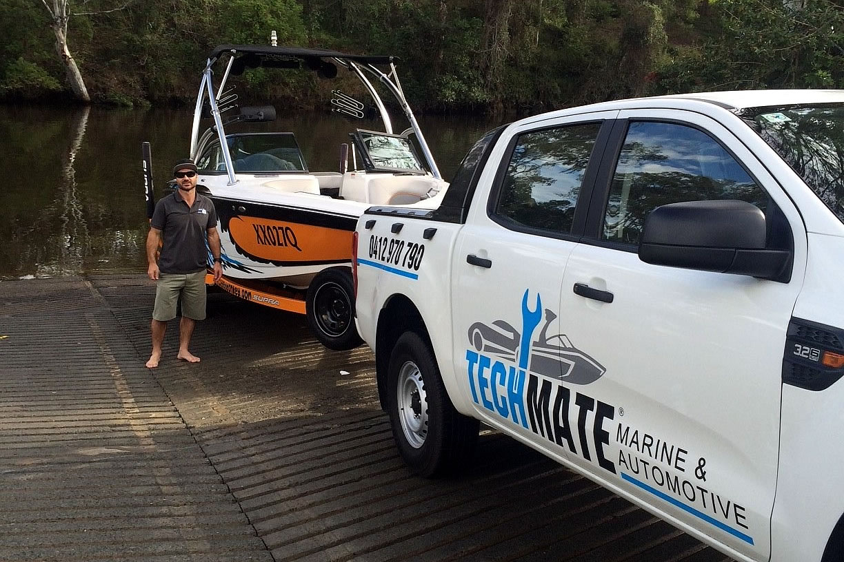 servicing wake boat